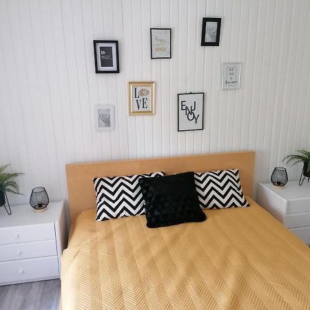 Balatonfuered Apartmanhaz Eksteriør billede