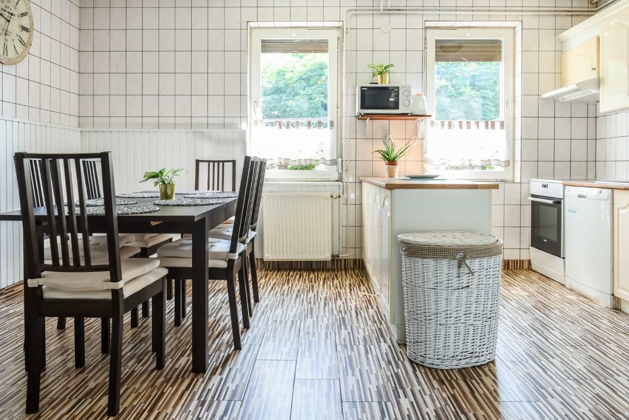 Balatonfuered Apartmanhaz Eksteriør billede